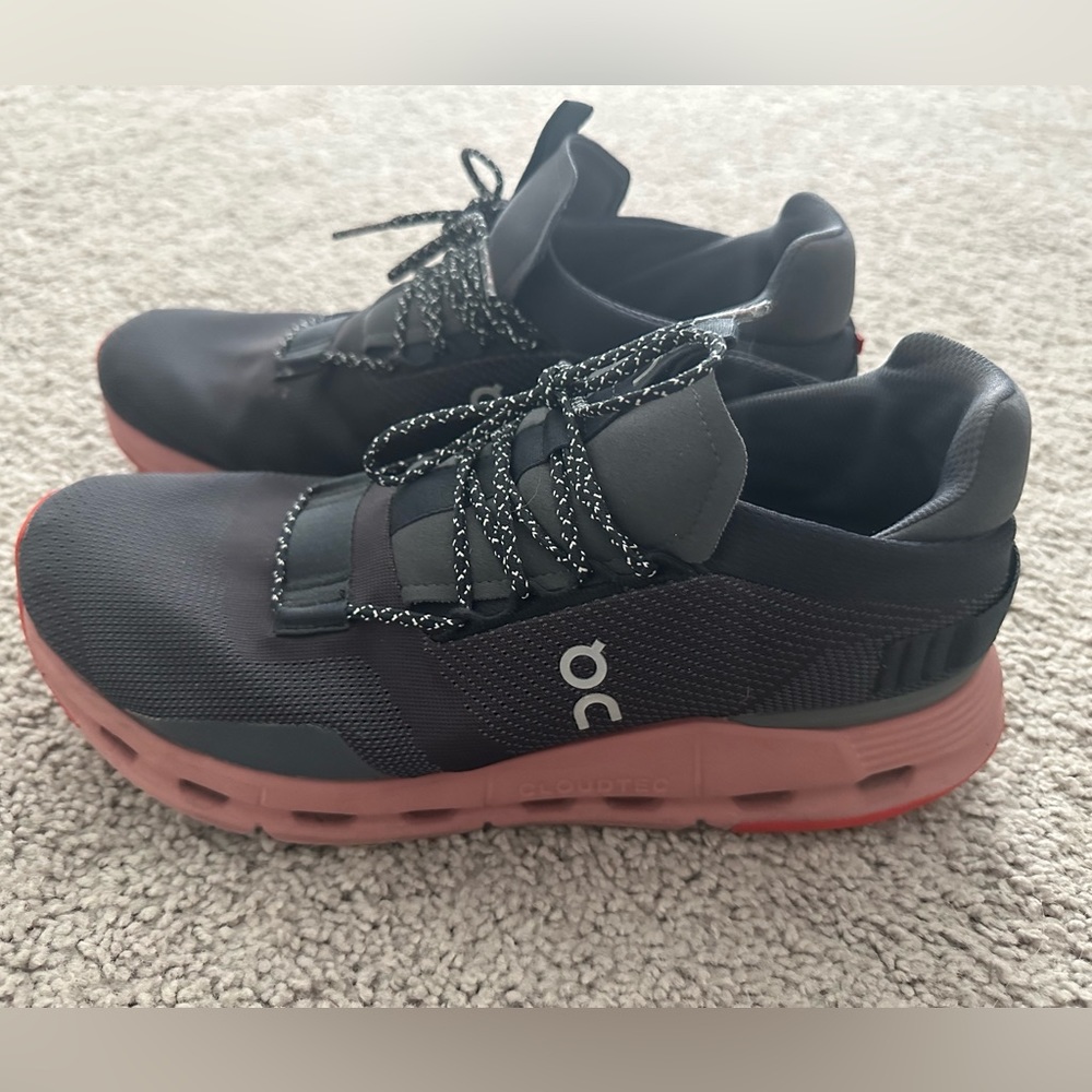 Men's Oncloud Cloudnova Running Sneakers Size 10.5 Black Red EUC
